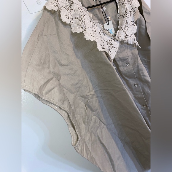 Jaded Gypsy Lace Collar Linen Shirt - Picture 8 of 8